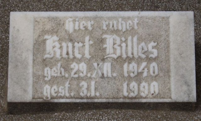 Billes Kurt 1940-1990 Grabstein